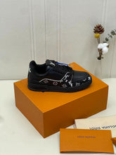 LV Trainer Monogram ‘Black White’