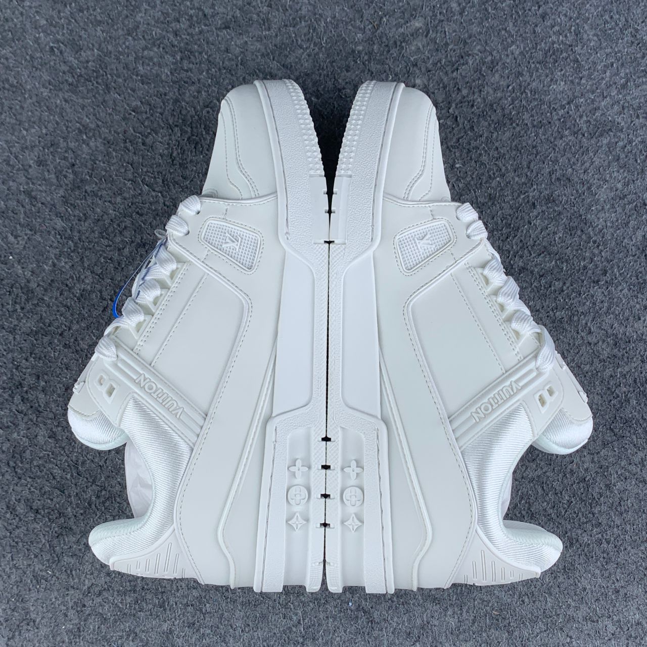 LV Trainer Low 'White' (2)